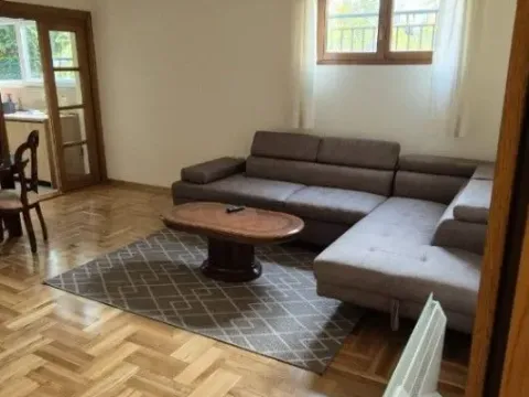 Izdavanje, dvosoban stan, 85m², Gorica C, Podgorica - image 13