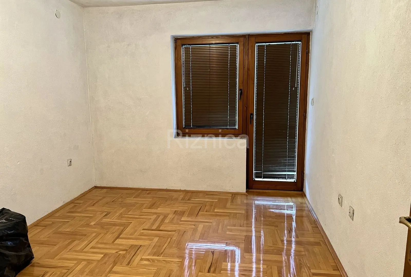 Sale, house, 306m², Niš, Srbija
