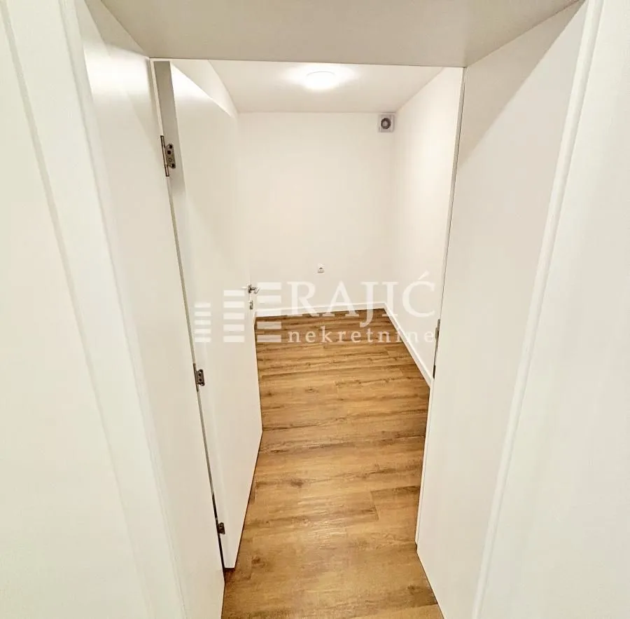 Rent, office space, 55m², Stari Grad, Beograd