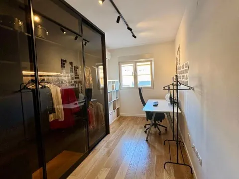 Prodaja, dvosoban stan, 70m², Central Point, Podgorica - image 10