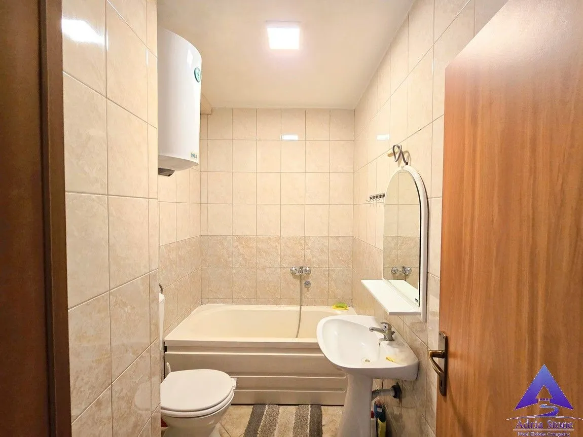 Prodaja, dvosoban stan, 58m², Velji Vinogradi, Budva