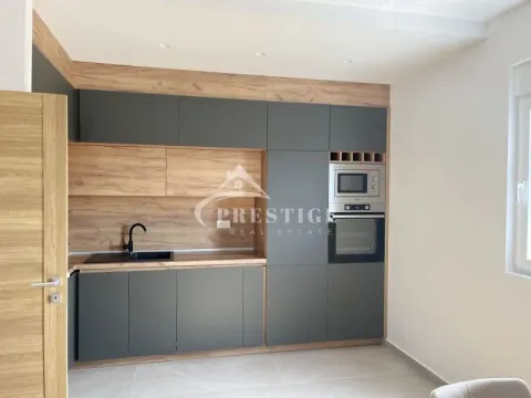 Izdavanje, dvosoban stan, 72m², New City, Podgorica - image 8