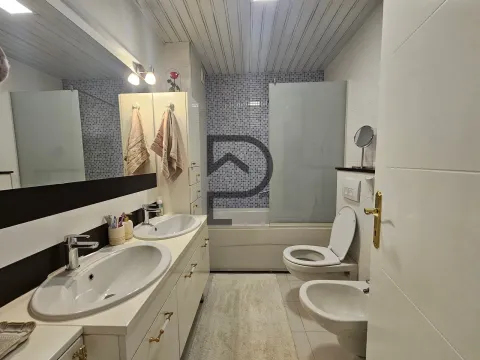 Rent, three bedroom apartment, 119m², City Kvart, Podgorica - image 7