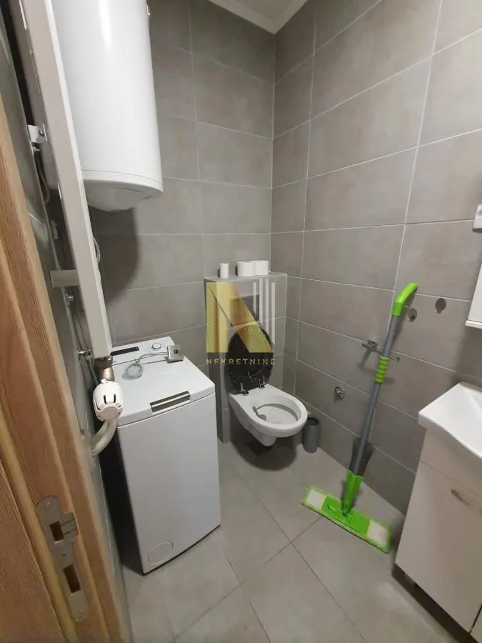 Rent, one bedroom apartment, 39m², Bulevar patrijarha Pavla, Novi Sad Sve Podlokacije