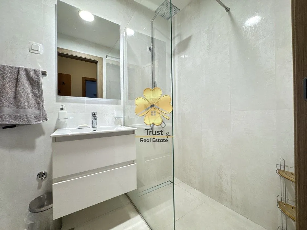 Izdavanje, jednosoban stan, 50m², Master Kvart, Podgorica