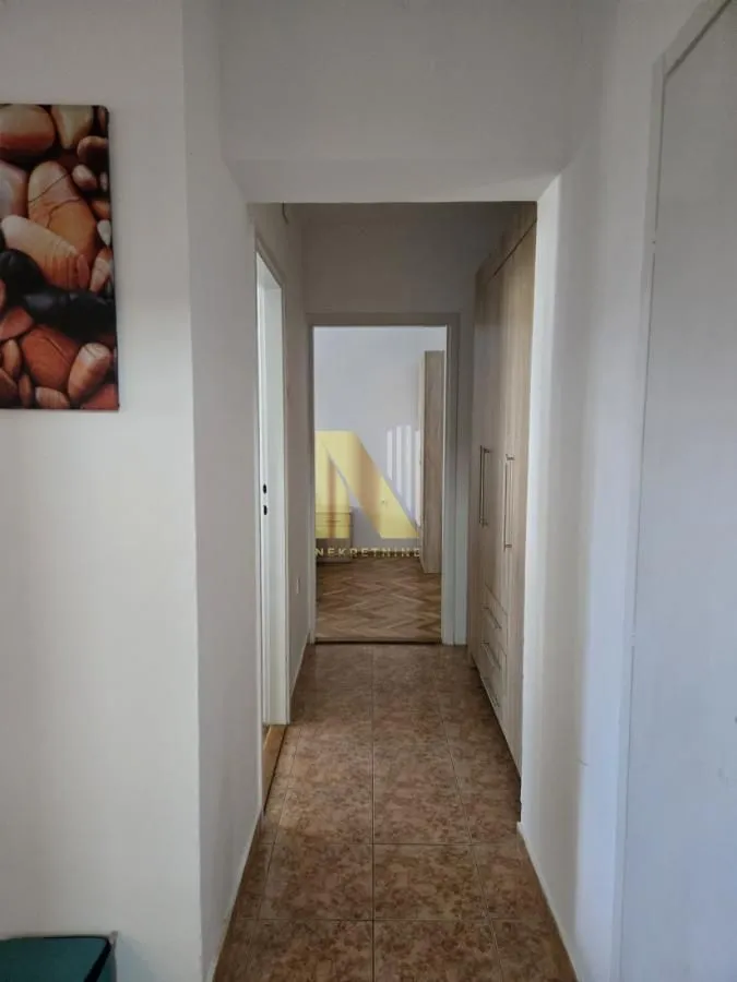 Rent, office space, 69m², Železnička Stanica, Novi Sad Sve Podlokacije