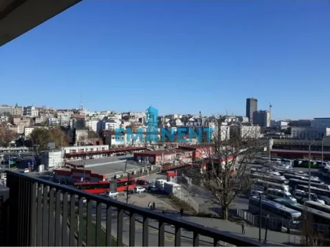 Izdavanje, trosoban stan, 68m², Savski Venac, Beograd - image 9