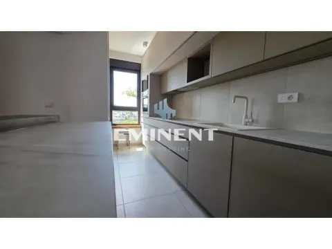 Rent, four bedroom apartment, 98m², Južni Bulevar, Vračar Sve Podlokacije - image 8
