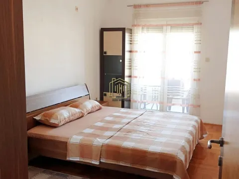 Izdavanje, jednosoban stan, 54m², Pobrežje, Podgorica - image 4