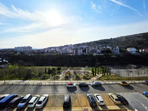 Rent, office space, 117m², Zagorič, Podgorica - image 14