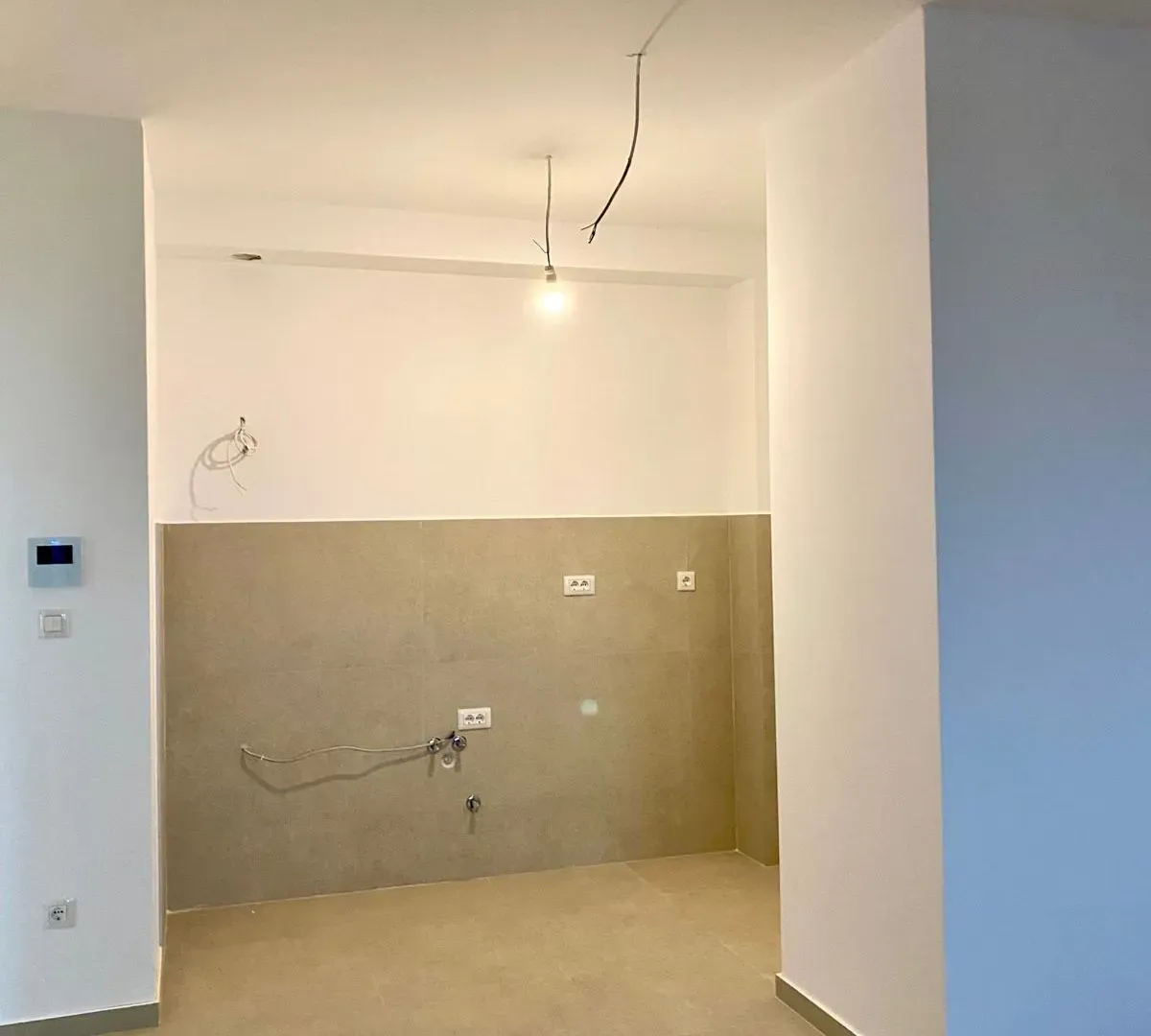 Prodaja, jednosoban stan, 42m², Bečići, Budva