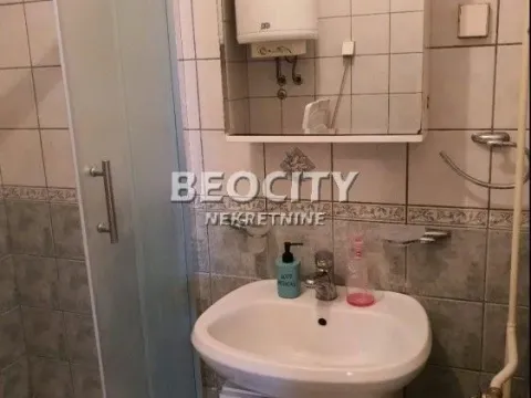 Izdavanje, dvosoban stan, 49m², Centar, Novi Sad - image 9