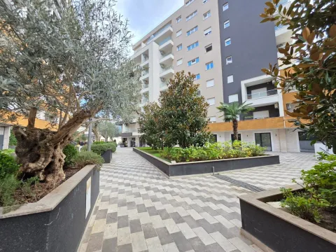 Sale, studio apartment, 36m², Budva, Crna Gora - image 21