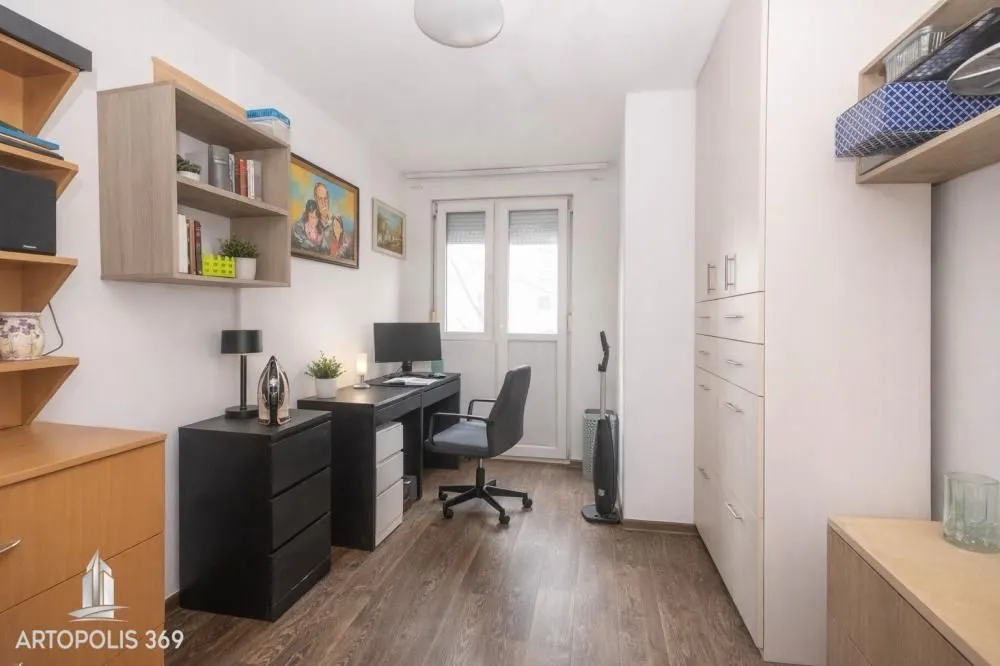 Prodaja, dvosoban stan, 62m², Karaburma, Palilula Sve Podlokacije