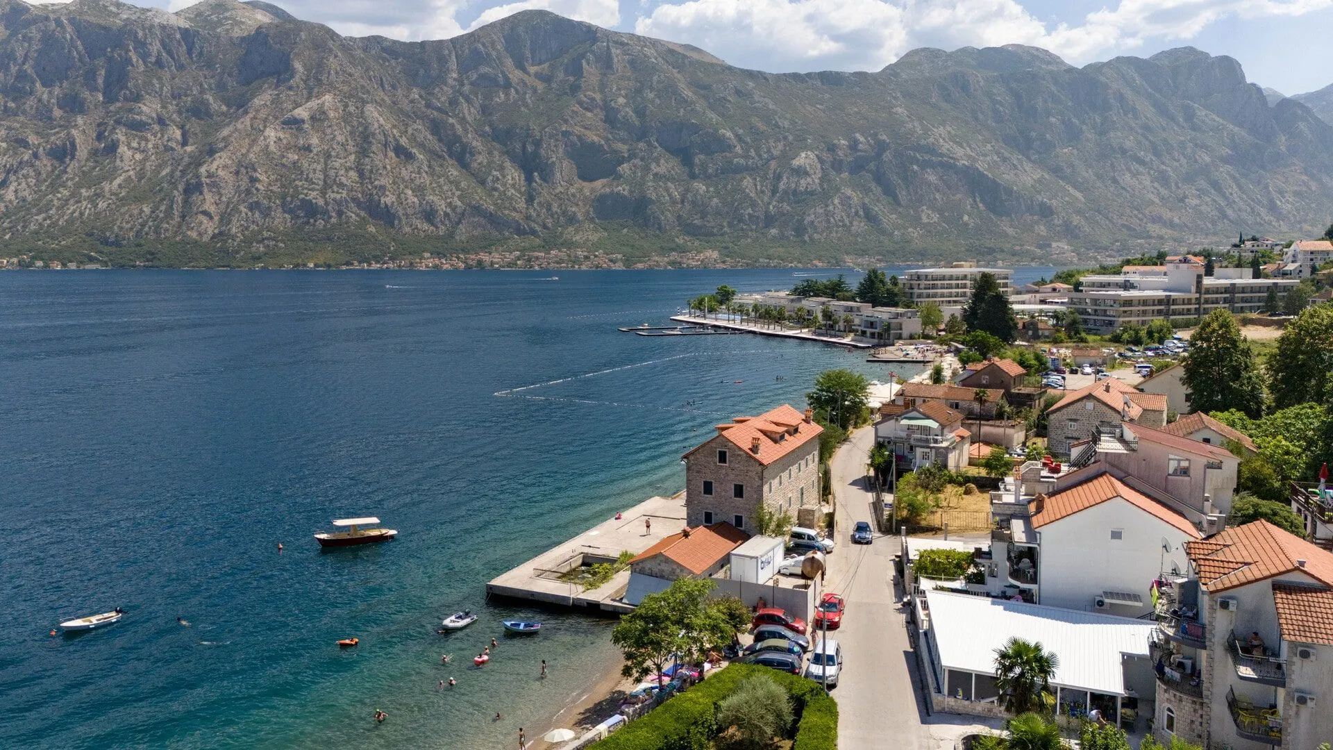 Prodaja, stan, 440m², Stoliv, Kotor