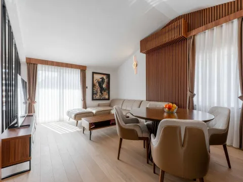 Sale, two bedroom apartment, 81m², Petrovac, Budva - image 3