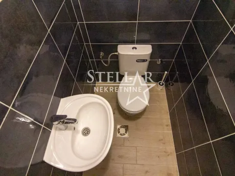 Izdavanje, kuća, 119m², Beri, Podgorica - image 11