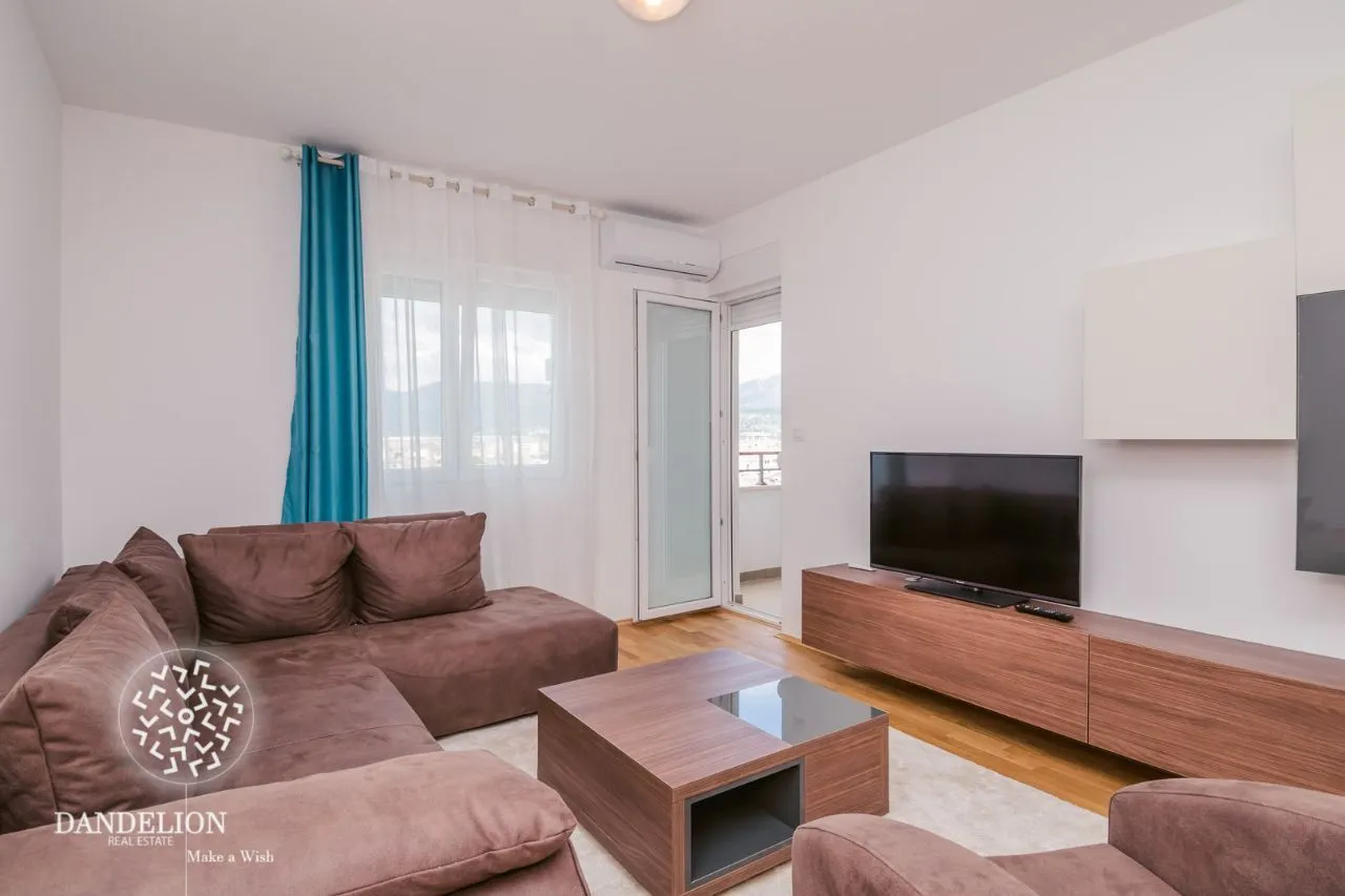 Izdavanje, jednosoban stan, 55m², Stari Aerodrom, Podgorica