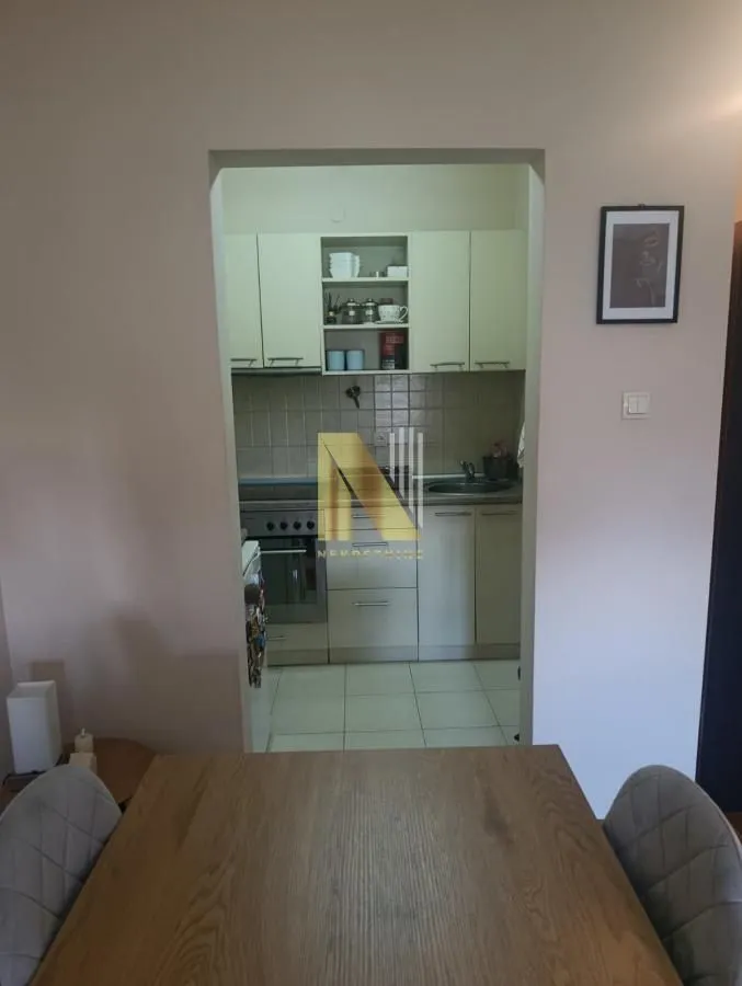 Prodaja, jednosoban stan, 37m², Salajka, Novi Sad Sve Podlokacije