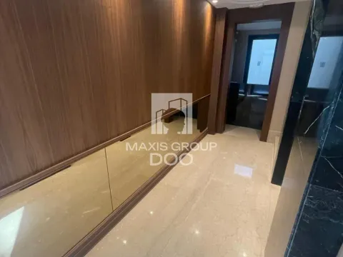 Prodaja, četvorosoban stan, 131m², Vračar Centar, Vračar Sve Podlokacije - image 8