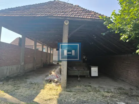 Prodaja, kuća, 824m², Brestovo, Despotovac - image 17