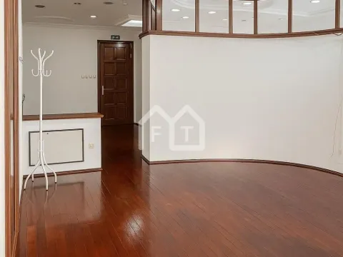 Izdavanje, poslovni prostor, 106m², Stari Merkator, Novi Beograd Sve Podlokacije - image 10