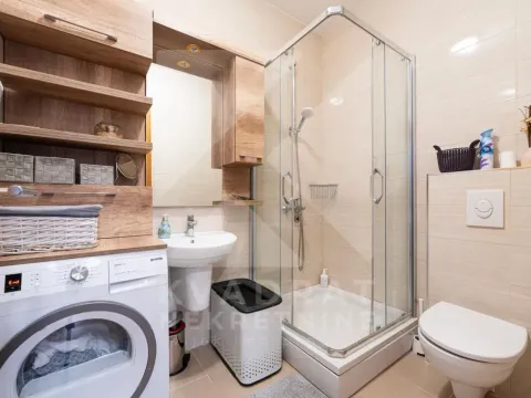 Sale, two bedroom apartment, 63m², City Kvart, Podgorica - image 16