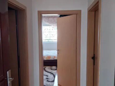 Izdavanje, jednosoban stan, 42m², Budva, Crna Gora - image 11