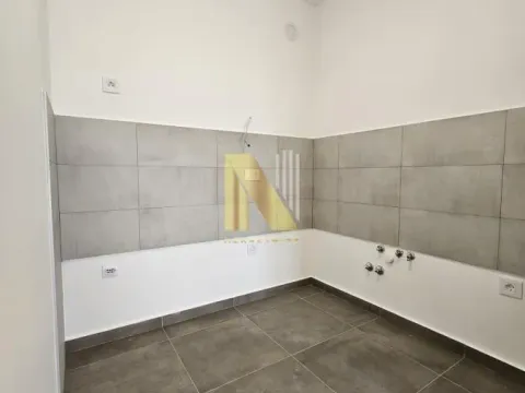 Sale, two bedroom apartment, 55m², Novo naselje, Novi Sad - image 4