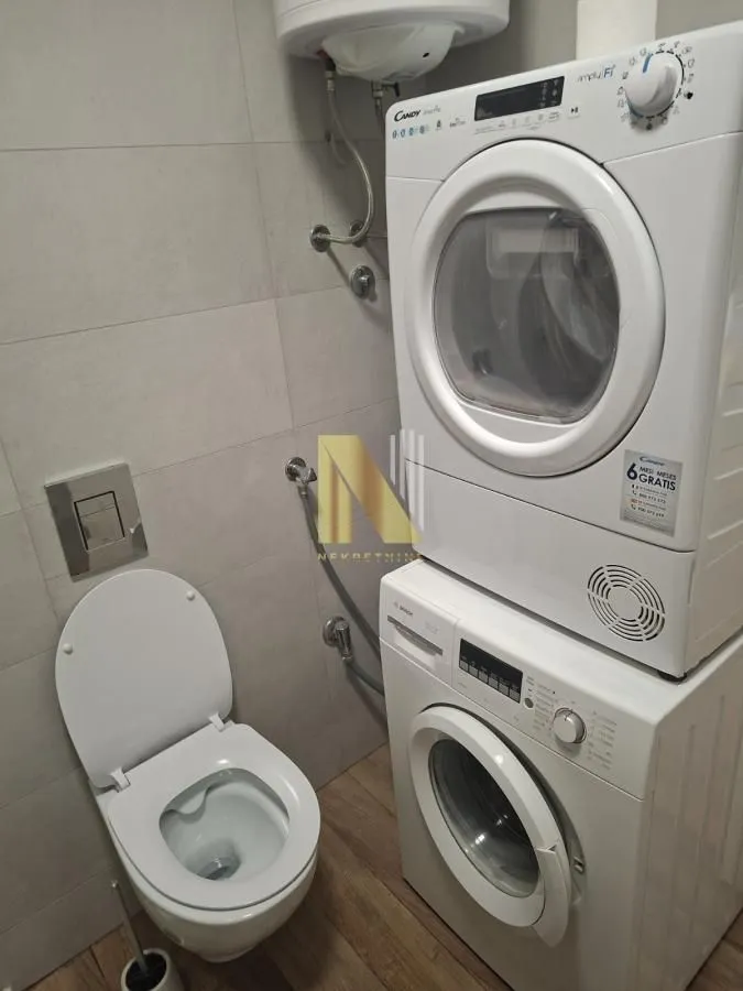 Izdavanje, jednosoban stan, 41m², Bulevar patrijarha Pavla, Novi Sad Sve Podlokacije
