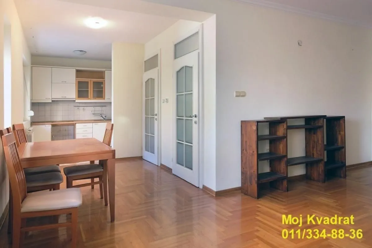 Prodaja, kuća, 143m², Uciteljsko Naselje, Zvezdara Sve Podlokacije