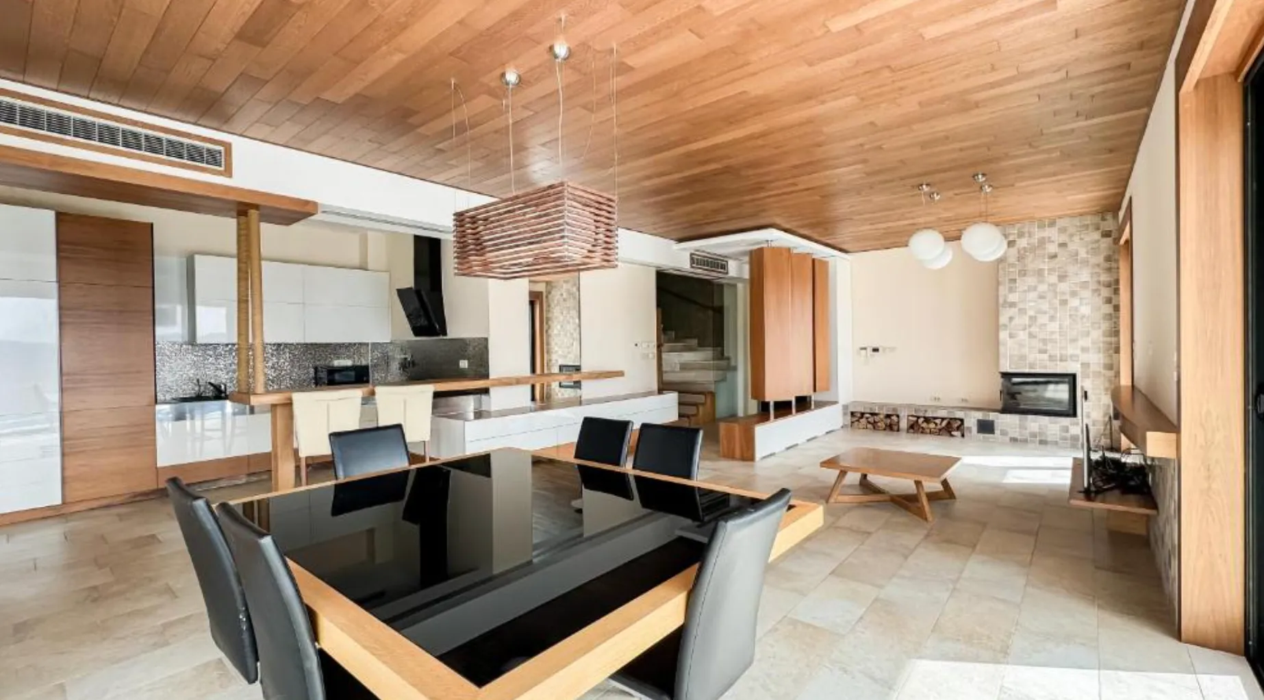 Rent, house, 300m², Dub, Kotor