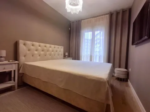 Izdavanje, stan, 48m², Central Point, Podgorica - image 8