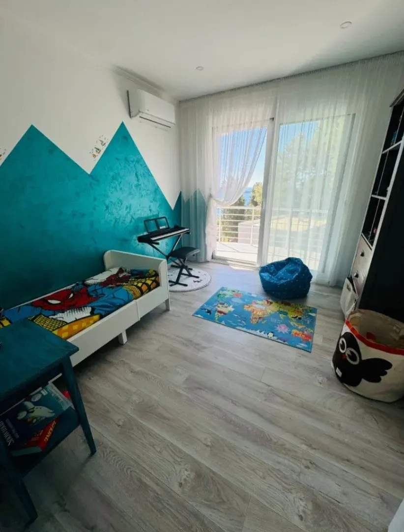 Sale, house, 160m², Šušanj, Bar