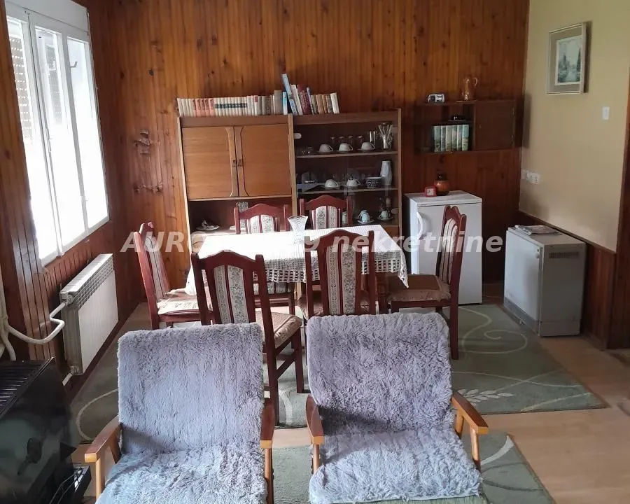 Prodaja, kuća, 61m², Beočin, Srbija