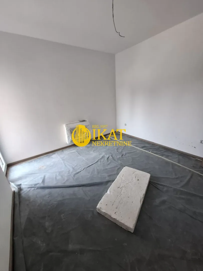 Prodaja, trosoban stan, 82m², Jajinci, Voždovac Sve Podlokacije