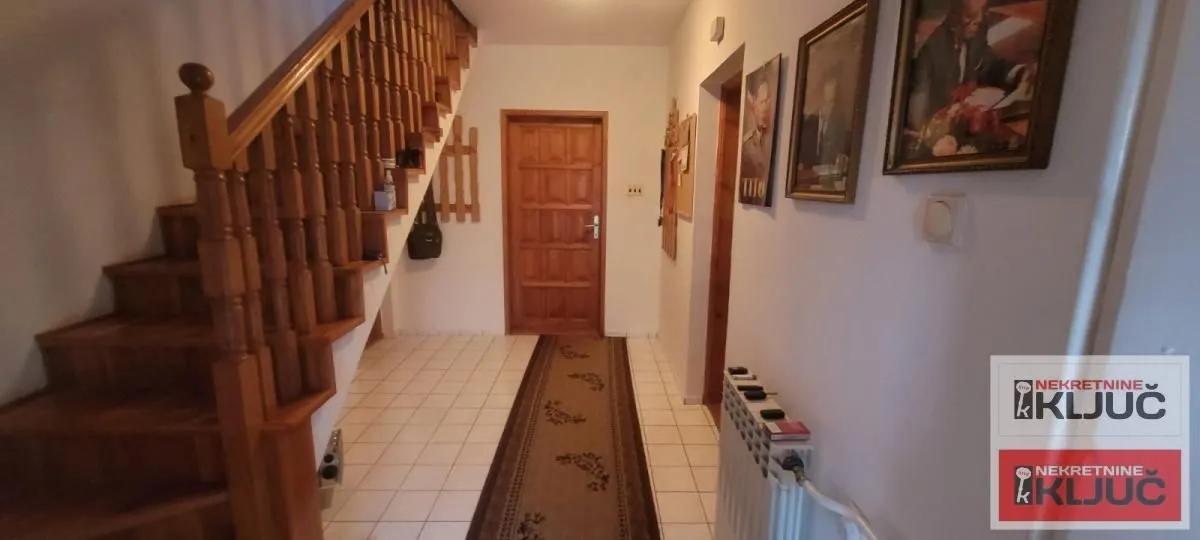Prodaja, kuća, 179m², Adice, Novi Sad Sve Podlokacije