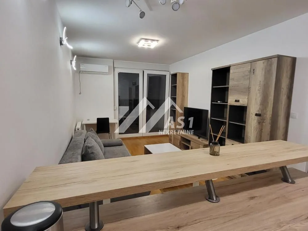 Izdavanje, jednosoban stan, 43m², Telep, Novi Sad Sve Podlokacije