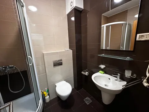 Rent, studio apartment, 26m², Blok 6, Podgorica - image 5