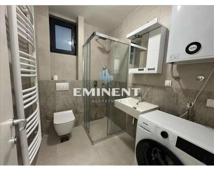 Rent, three bedroom apartment, 57m², Južni Bulevar, Vračar Sve Podlokacije