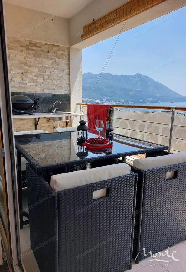 Sale, office space, 950m², Bečići, Budva