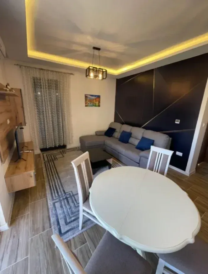 Izdavanje, stan, 50m², Mažina, Tivat