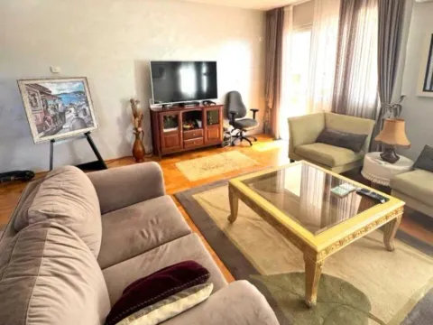 Izdavanje, trosoban stan, 115m², Gorica C, Podgorica - image 8