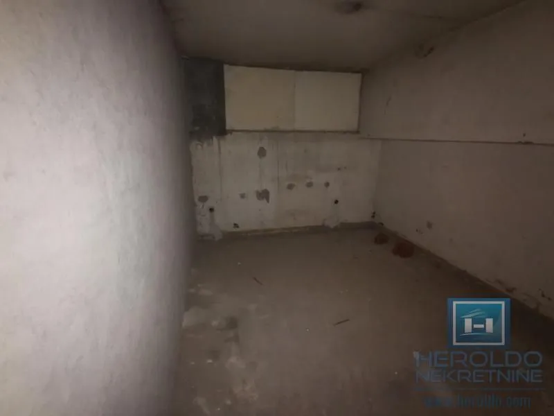 Sale, office space, 68m², Centar, Jagodina