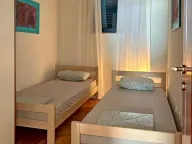 Izdavanje, dvosoban stan, 55m², Sveti Stefan, Budva - image 8