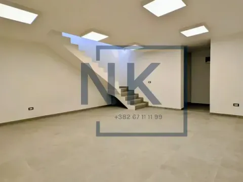 Rent, office space, 95m², City Kvart, Podgorica - image 9