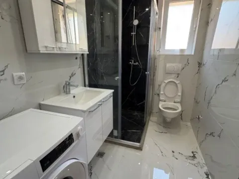 Rent, one bedroom apartment, 29m², Gradiošnica, Tivat - image 6