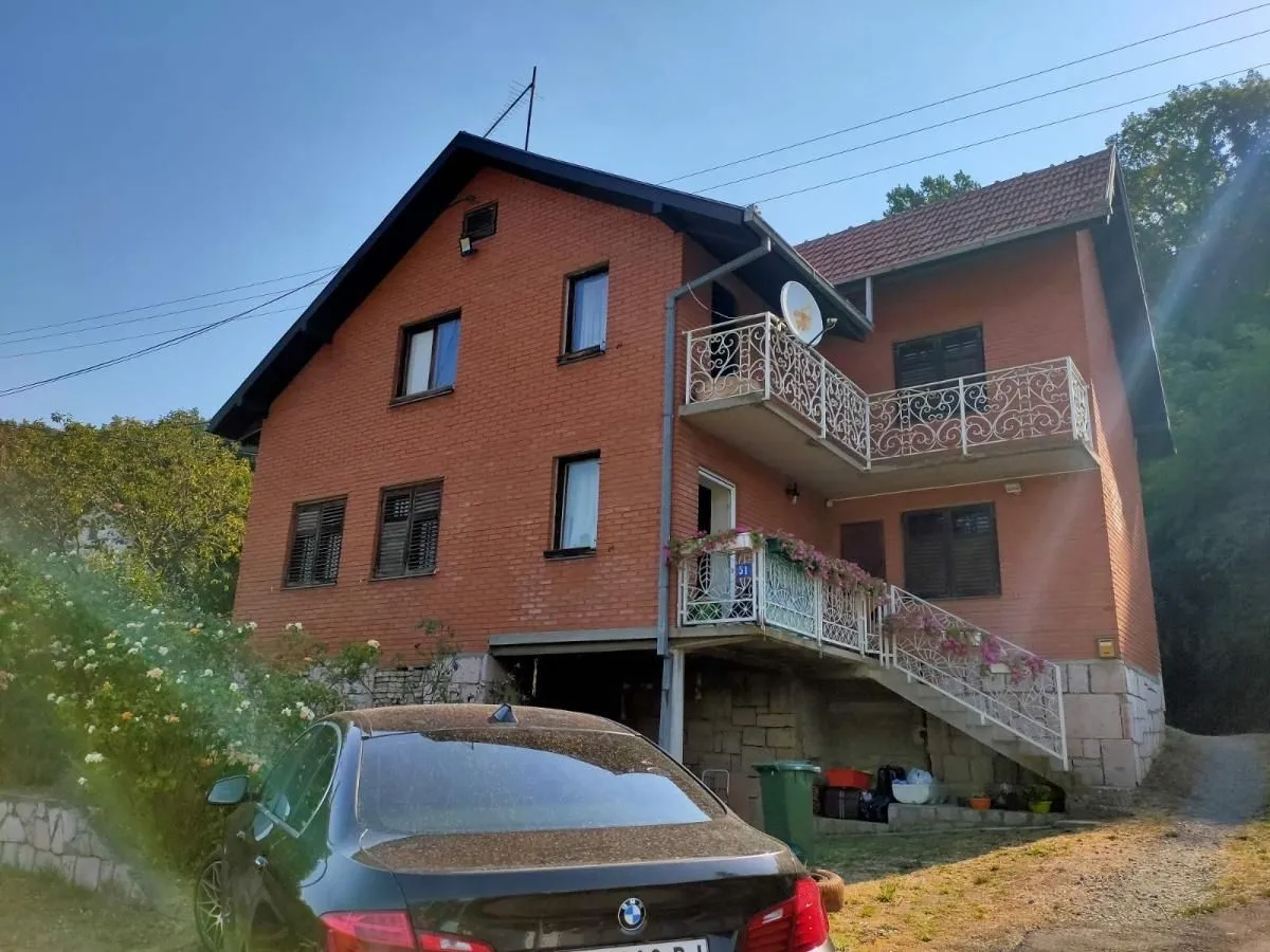 Prodaja, kuća, 198m², Sremska Kamenica, Petrovaradin