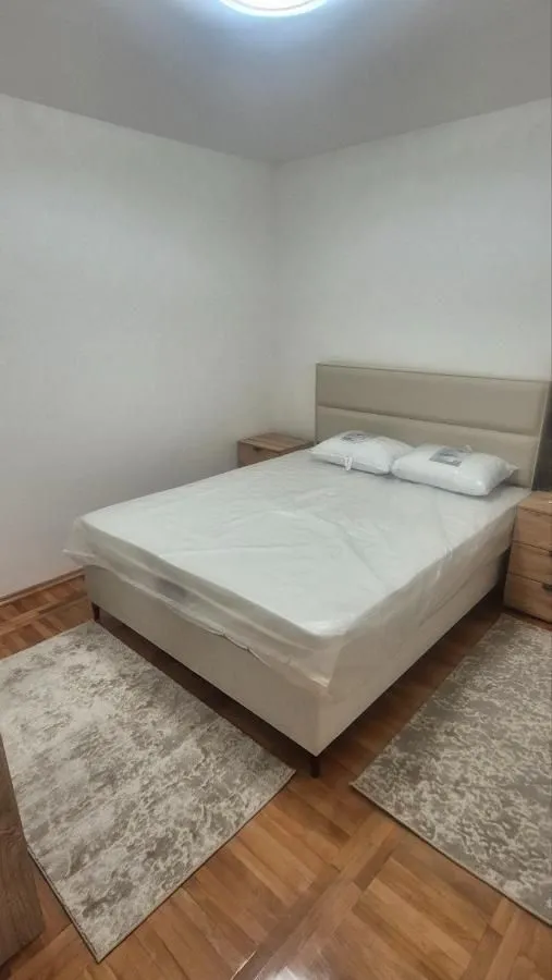 Rent, two bedroom apartment, 64m², Stari Aerodrom, Podgorica