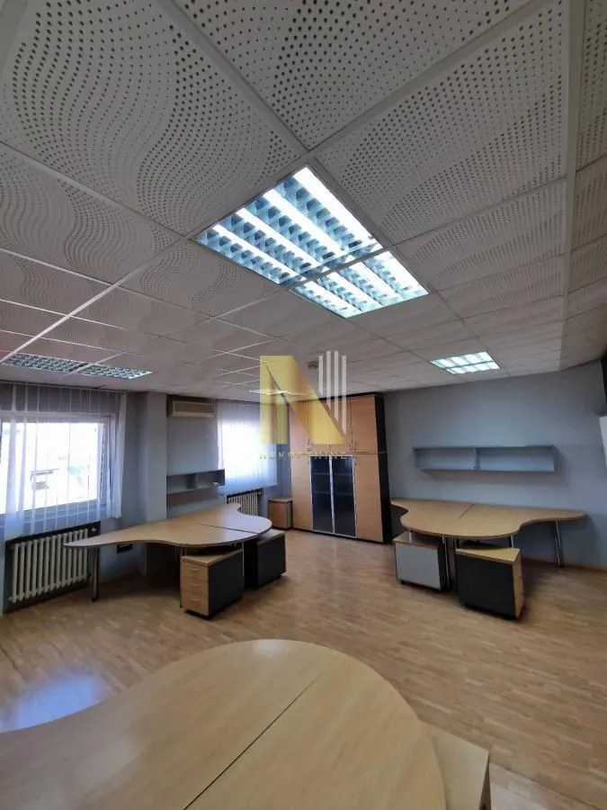 Rent, office space, 120m², Centar, Novi Sad